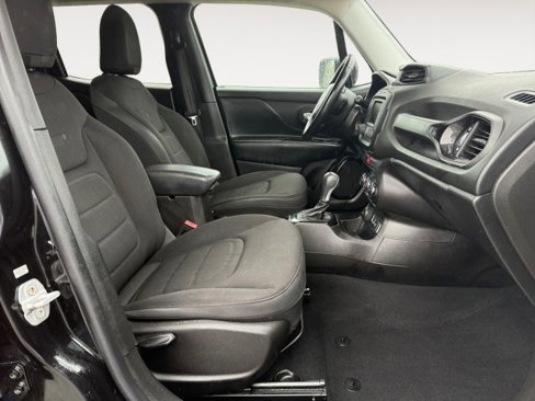 Used 2017 Jeep Renegade Altitude image 10