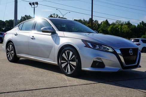Used 2019 Nissan Altima 2.5 SL image 2