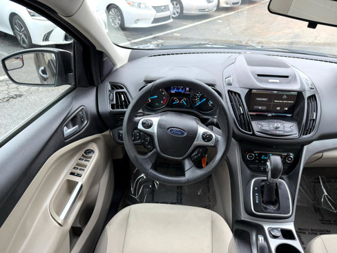 Used 2013 Ford Escape SE image 25