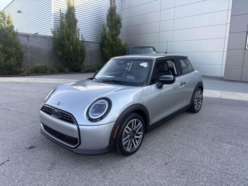 New 2026 MINI Cooper 2-Door Hardtop image 3
