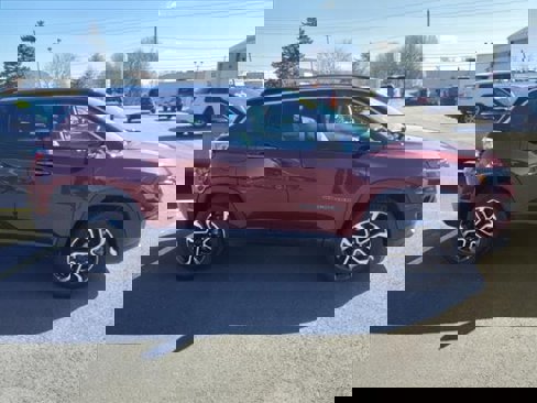Used 2022 Jeep Compass Limited image 4