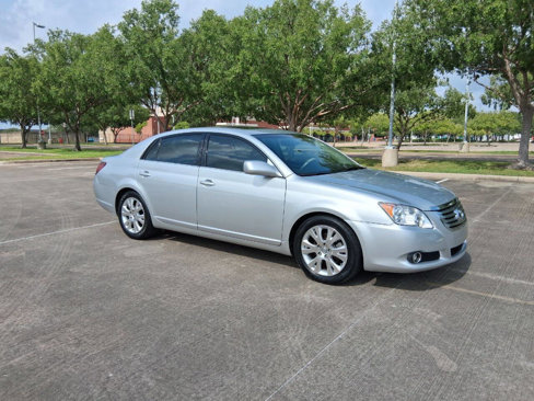 Used 2009 Toyota Avalon XLS image 8