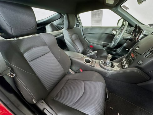 Used 2011 Nissan 370Z Coupe image 22