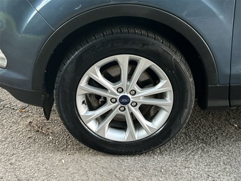 Used 2018 Ford Escape SE image 10