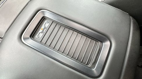 Certified 2018 Chevrolet Suburban Premier image 37