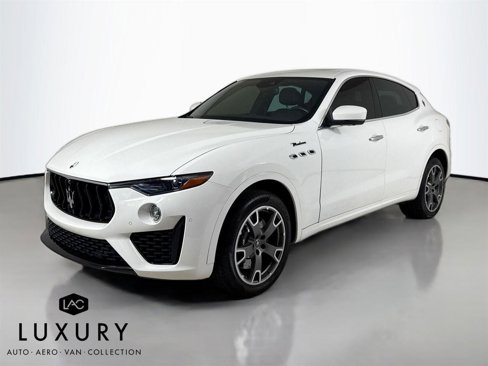 Used 2023 Maserati Levante Modena image 8