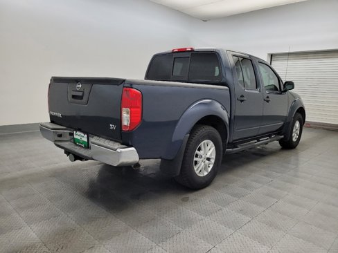 Used 2016 Nissan Frontier SV image 9