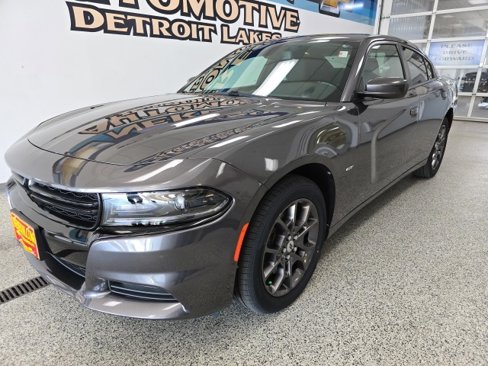 Used 2018 Dodge Charger GT image 1