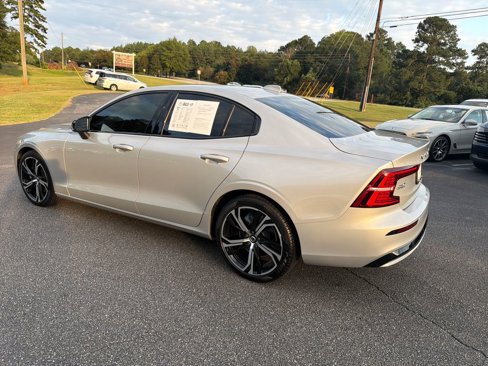 Certified 2023 Volvo S60 B5 Core image 3