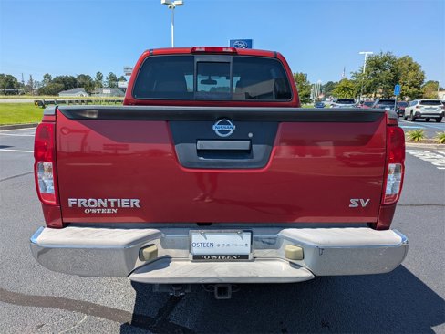 Used 2016 Nissan Frontier SV image 5