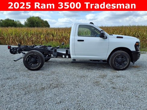 Used 2025 RAM 3500 Tradesman image 5