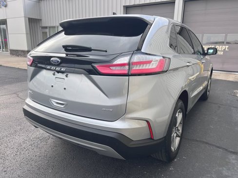 Used 2021 Ford Edge SEL w/ Convenience Package image 9