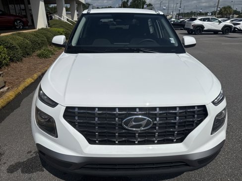 New 2025 Hyundai Venue SEL image 6