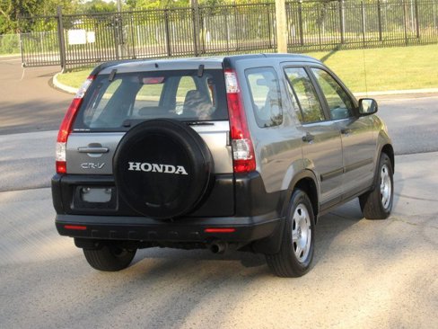 Used 2005 Honda CR-V LX image 13