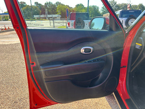 Used 2019 Kia Soul image 19