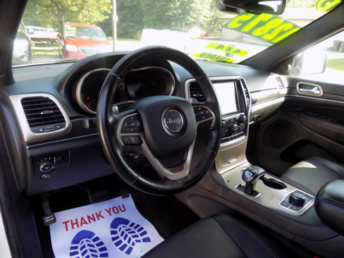 Used 2015 Jeep Grand Cherokee Limited image 14