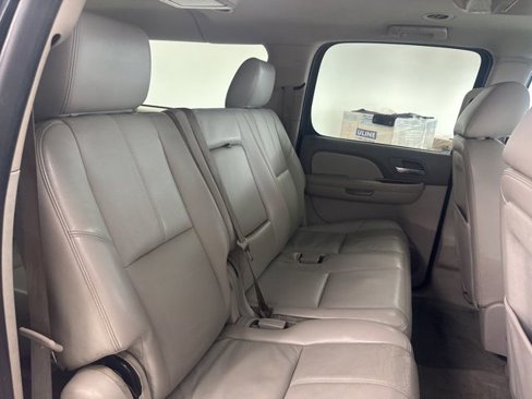 Used 2013 Chevrolet Suburban LT w/ Texas Edition image 29
