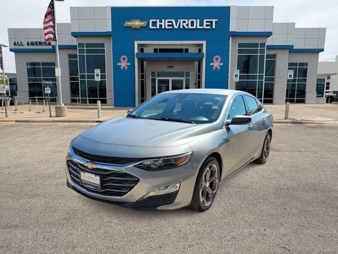 Used 2024 Chevrolet Malibu LT image 1