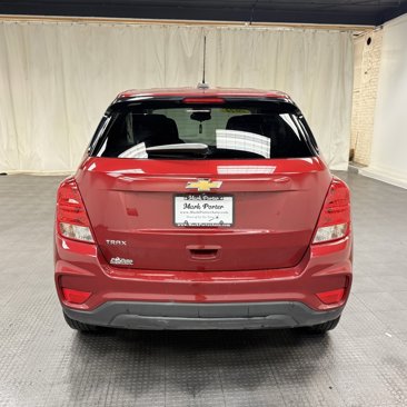 Used 2021 Chevrolet Trax LS w/ Tint and Cruise Package image 4