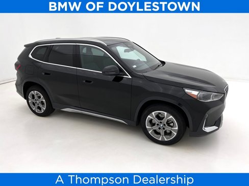Certified 2025 BMW X1 xDrive28i w/ Convenience Package image 1