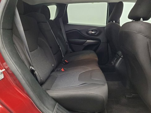 Used 2019 Jeep Cherokee Latitude w/ Popular Appearance Group image 19