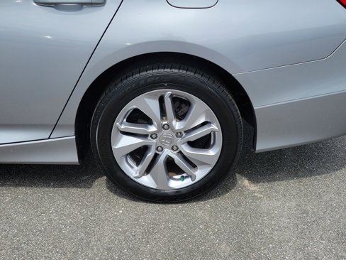 Used 2020 Honda Accord LX image 7