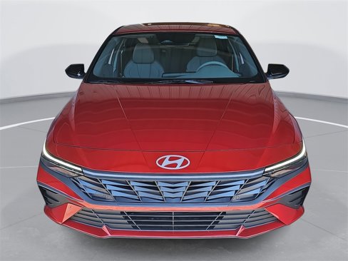 New 2025 Hyundai Elantra Sport image 2