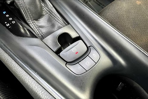 Used 2019 Toyota C-HR LE image 33