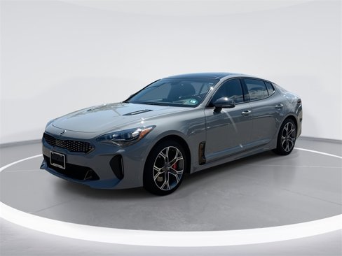 Used 2019 Kia Stinger GT2 image 1