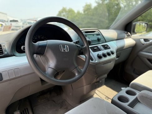 Used 2010 Honda Odyssey LX image 5