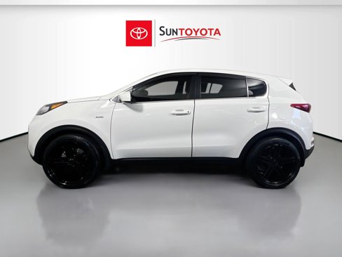 Used 2017 Kia Sportage LX image 7
