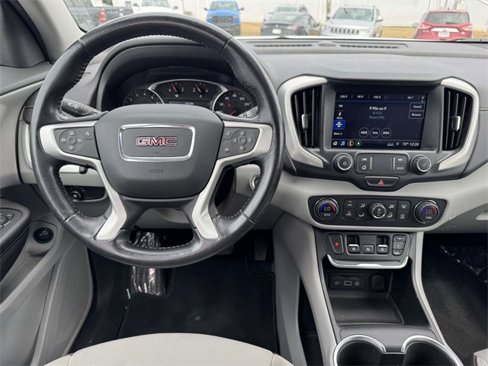 Used 2021 GMC Terrain SLE w/ Driver Convenience Package image 2