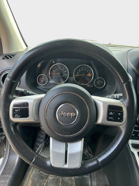 Used 2017 Jeep Compass Latitude image 10