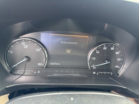 Used 2021 Ford Escape SE image 23