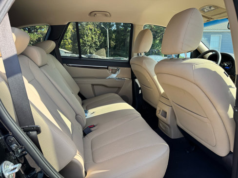Used 2012 Hyundai Santa Fe GLS image 21