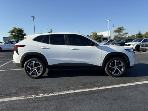 Used 2024 Chevrolet Trax RS w/ Driver Confidence Package image 8