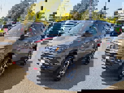 Used 2022 Jeep Compass Trailhawk w/ Trailhawk Convenience Group image 1