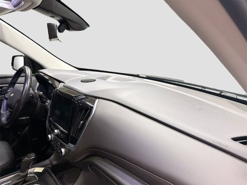 Used 2019 Chevrolet Traverse RS w/ LPO, Floor Liner Package image 32