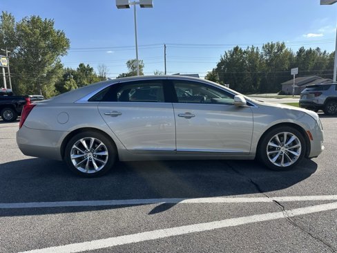 Used 2013 Cadillac XTS Premium image 5
