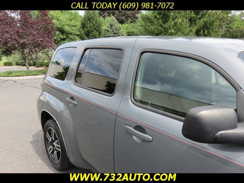Used 2008 Chevrolet HHR LS image 22