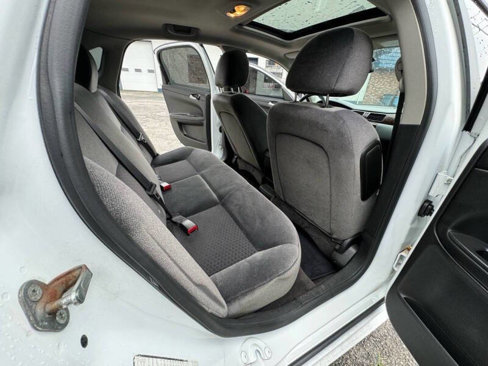 Used 2016 Chevrolet Impala LT w/ LT Sunroof Package image 10