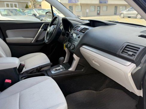 Used 2015 Subaru Forester 2.5i Premium w/ All-Weather Package image 17