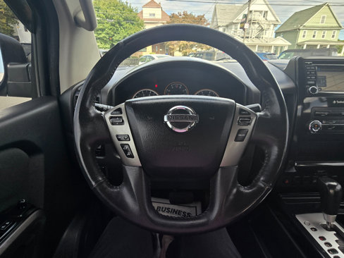 Used 2015 Nissan Titan SV w/ SV Value Truck Package image 6