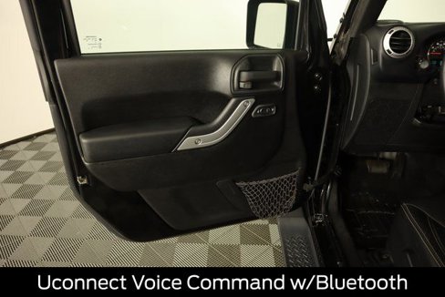 Used 2016 Jeep Wrangler Unlimited Sahara w/ Max Tow Package image 32