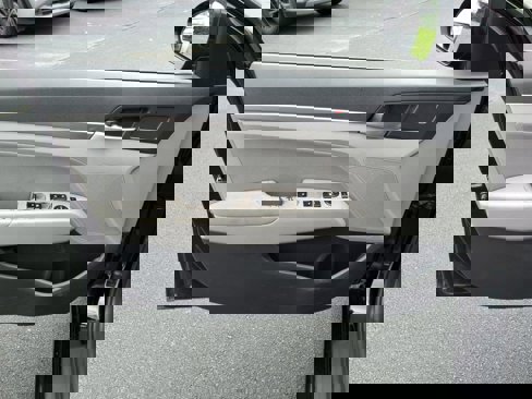 Used 2020 Hyundai Elantra Value Edition image 6