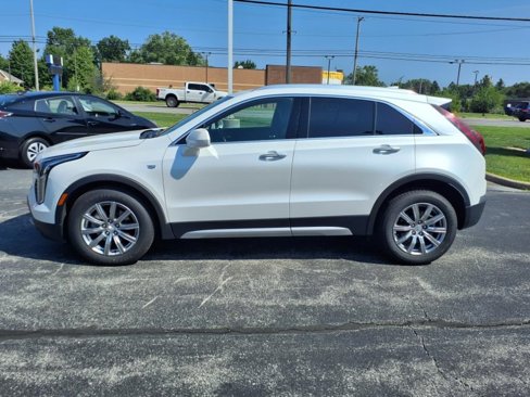 Used 2020 Cadillac XT4 Premium Luxury w/ Cold Weather Package image 19