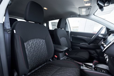 New 2025 Mitsubishi Outlander Sport LE image 25