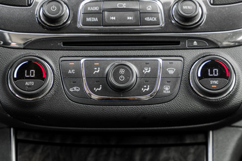 Used 2015 Chevrolet Impala LTZ image 12