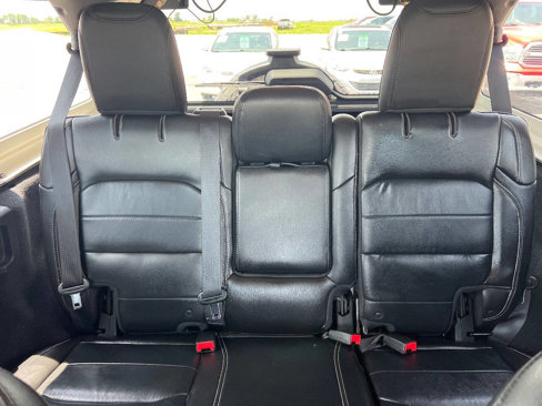 Used 2018 Jeep Wrangler Unlimited Sahara image 26