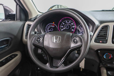 Used 2021 Honda HR-V LX image 12